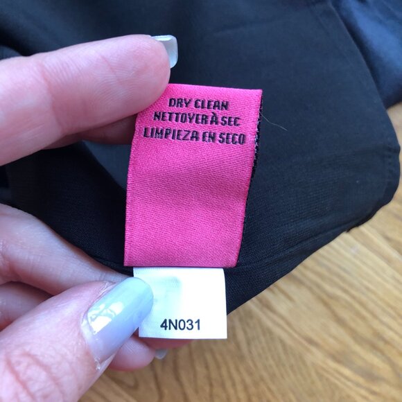 Betsey Johnson Faux Wrap Dress Black Pink Floral Size 4 - Picture 10 of 13